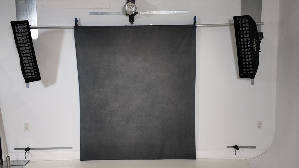 clean photography studio backdrop and lighting setup designed for studio efficiency and repeatable workflow